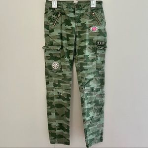 Justice Camo Cargo Pants Girls Sz 12 with ZipPockets And Patches